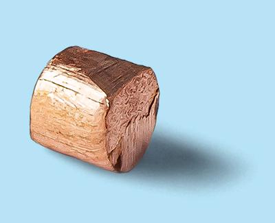 Blastex® CP – copper cut wire shot for sensitive materials Blastex® CP copper cut wire shot on a blue background.